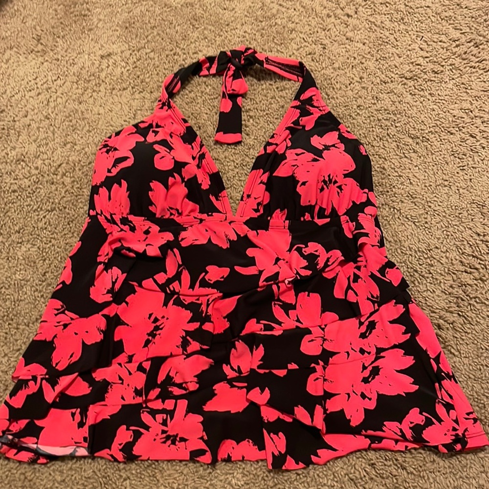 BRAND NEW Tankini Top